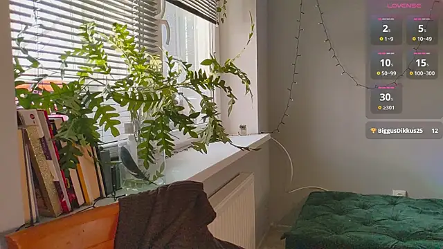 Snapshot of monlight__dana chatting on 13, 1, 2025 monlight dana online show from 13, 1, 2025