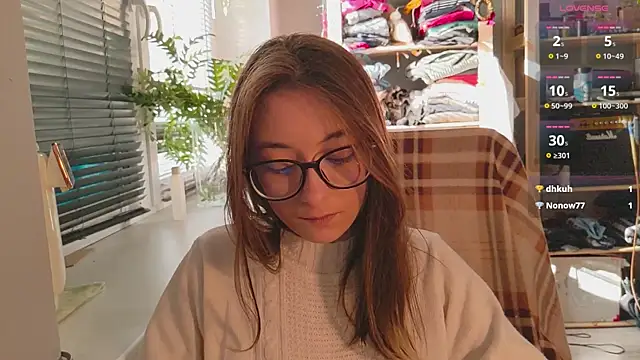 Snapshot of monlight__dana chatting on 8, 3, 2025 monlight dana online show from 8, 3, 2025