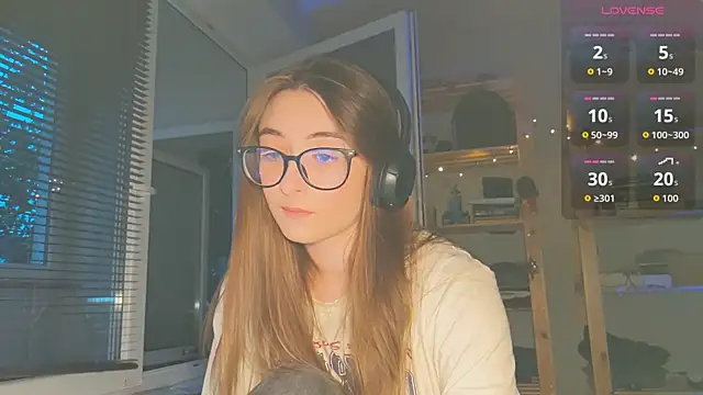 Snapshot of monlight__dana chatting on 14, 9, 2025 monlight dana online show from 14, 9, 2025