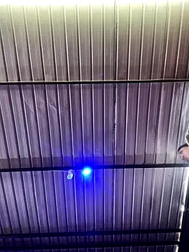 Berry Bans online show from 10, 9, 2025