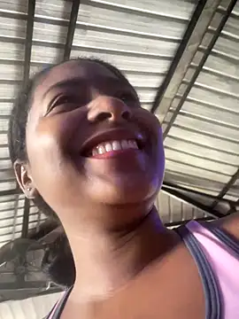 Berry Bans online show from 4, 12, 2025