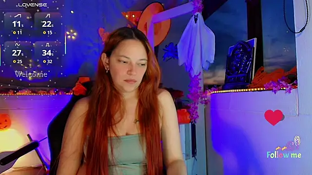 Snapshot of mariana_scott__ chatting on 28, 10, 2025 mariana scott online show from 28, 10, 2025