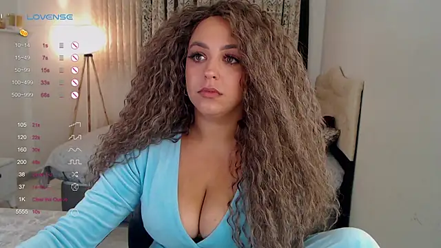  Just a queen 3 online show from 26, 9, 2025