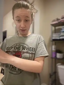 Snapshot of sage__marie chatting on 16, 12, 2024 sage marie online show from 16, 12, 2024