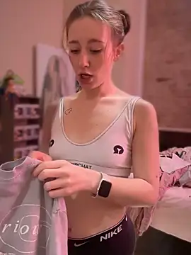 Snapshot of sage__marie chatting on 7, 2, 2025 sage marie online show from 7, 2, 2025