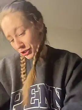 Snapshot of sage__marie chatting on 4, 3, 2025 sage marie online show from 4, 3, 2025