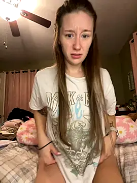 Snapshot of sage__marie chatting on 9, 9, 2025 sage marie online show from 9, 9, 2025