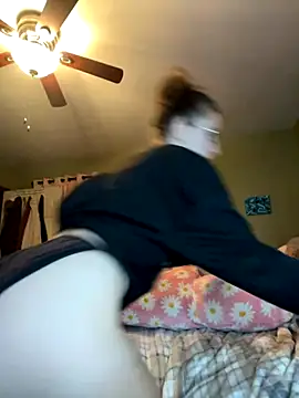 Snapshot of sage__marie chatting on 23, 9, 2025 sage marie online show from 23, 9, 2025