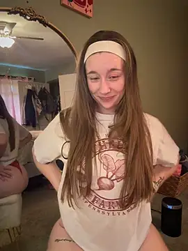 Snapshot of sage__marie chatting on 22, 4, 2026 sage marie online show from 22, 4, 2026