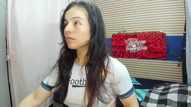 Snapshot of rosse_2504 chatting on 12, 5, 2026 rosse 2504 online show from 12, 5, 2026