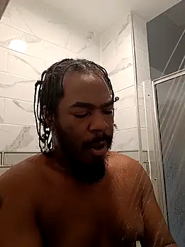 MRHANDSOME3800 online show from 3, 3, 2025