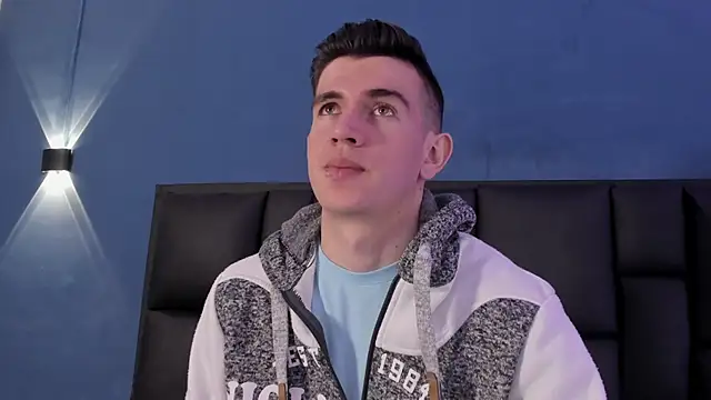 MikaelSlow online show from 7, 11, 2025