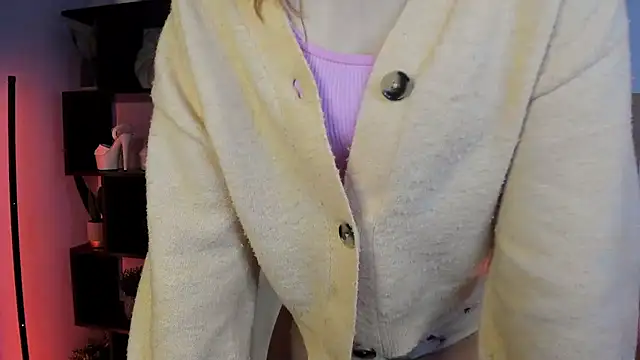 Snapshot of kenzie_x chatting on 10, 2, 2025 kenzie x online show from 10, 2, 2025