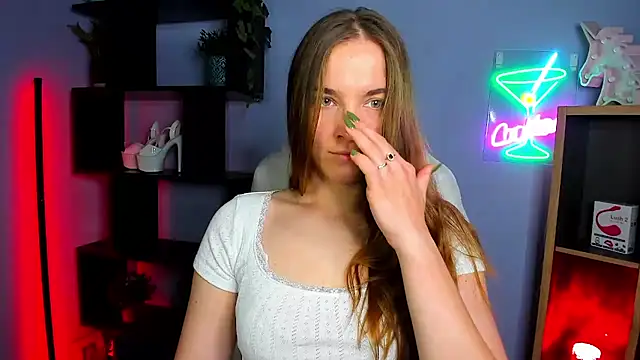 Snapshot of kenzie_x chatting on 29, 10, 2025 kenzie x online show from 29, 10, 2025