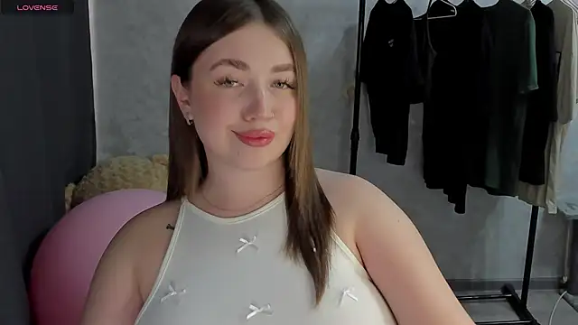 Diana twerk online show from 31, 5, 2026