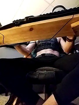 Snapshot of her4life chatting on 20, 4, 2026 her4life online show from 20, 4, 2026