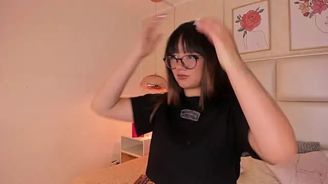 Snapshot of Aily_Yozuko chatting on 13, 3, 2026 Aily Yozuko online show from 13, 3, 2026