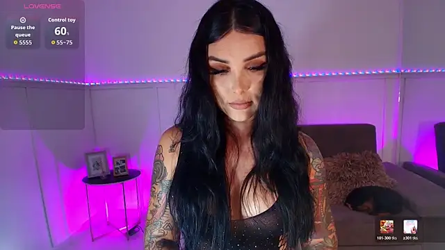 Snapshot of Ela_Doll_ chatting on 15, 4, 2026 Ela Doll online show from 15, 4, 2026