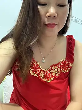 Baby-bigtits online show from 12, 3, 2025