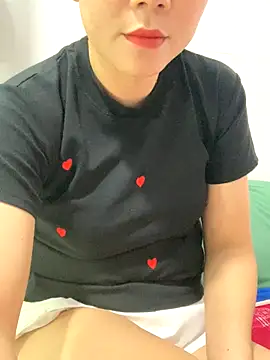 Baby-bigtits online show from 16, 9, 2025