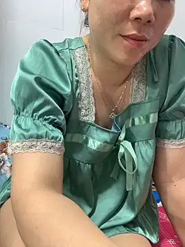 Baby-bigtits online show from 2, 10, 2025