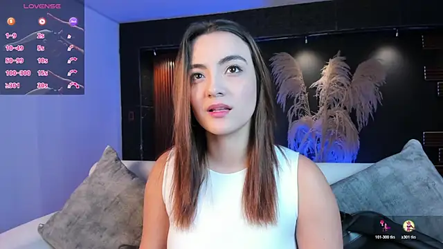 IsabellaaJoness online show from 28, 10, 2025