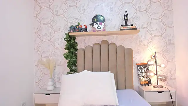 Roma  love online show from 1, 11, 2025