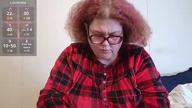 EmberCum online show from 8, 1, 2025