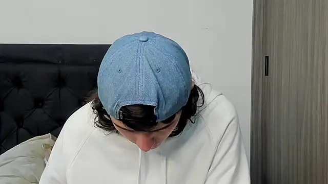 Snapshot of alex_connorr chatting on 7, 1, 2025 alex connorr online show from 7, 1, 2025