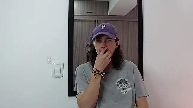 Snapshot of alex_connorr chatting on 6, 2, 2025 alex connorr online show from 6, 2, 2025