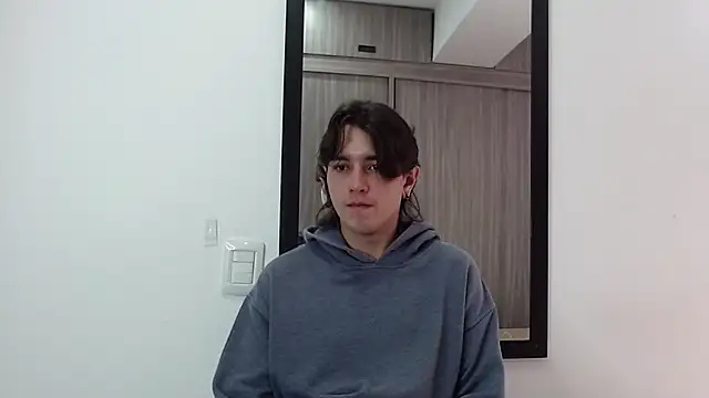 Snapshot of alex_connorr chatting on 19, 2, 2025 alex connorr online show from 19, 2, 2025