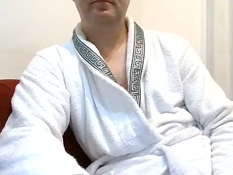 Snapshot of fikoivos chatting on 4, 4, 2026 fikoivos online show from 4, 4, 2026