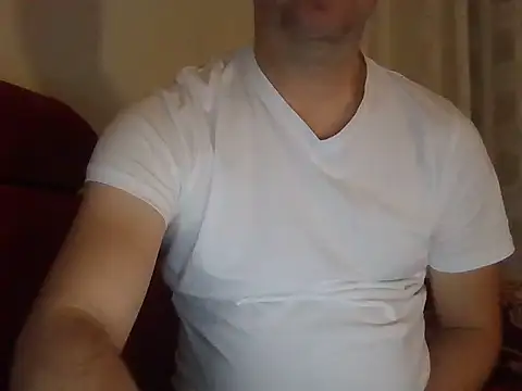 Snapshot of fikoivos chatting on 3, 6, 2026 fikoivos online show from 3, 6, 2026