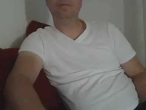 Snapshot of fikoivos chatting on 8, 7, 2026 fikoivos online show from 8, 7, 2026