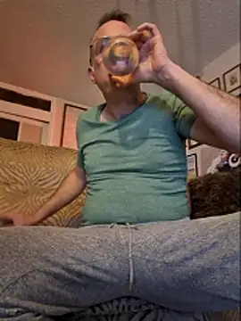 Snapshot of bibananaman chatting on 13, 4, 2026 bibananaman online show from 13, 4, 2026