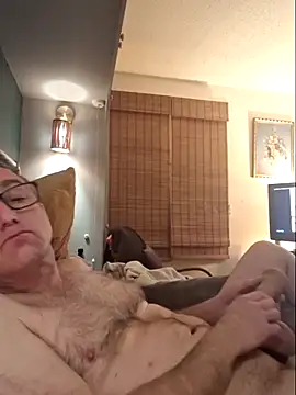 Snapshot of bibananaman chatting on 15, 4, 2026 bibananaman online show from 15, 4, 2026