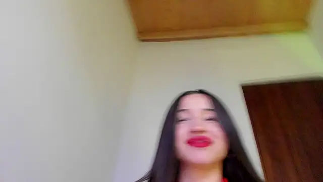 Snapshot of Sophie_spencer1 chatting on 7, 10, 2025 Sophie spencer1 online show from 7, 10, 2025