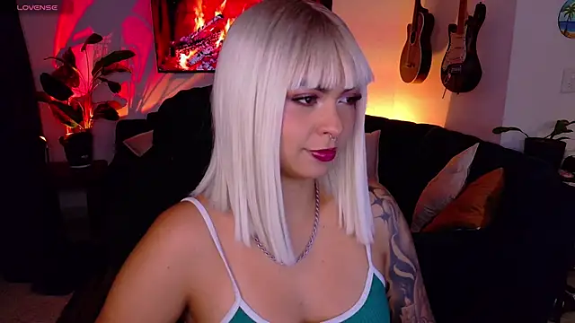 Snapshot of pandorabeker chatting on 7, 4, 2026 pandorabeker online show from 7, 4, 2026