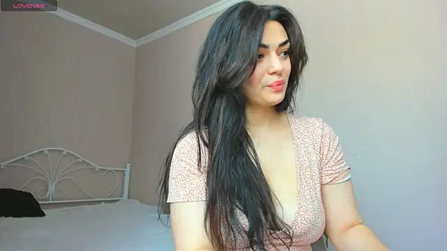 Snapshot of _cleopattra_ chatting on 20, 2, 2025  cleopattra  online show from 20, 2, 2025