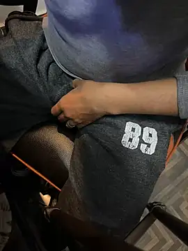 Snapshot of dreamy_lusty01 chatting on 12, 3, 2025 dreamy lusty01 online show from 12, 3, 2025