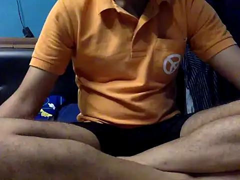 Snapshot of dreamy_lusty01 chatting on 21, 10, 2025 dreamy lusty01 online show from 21, 10, 2025