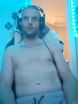 Snapshot of GeneralXMillyX chatting on 12, 1, 2025 GeneralXMillyX online show from 12, 1, 2025