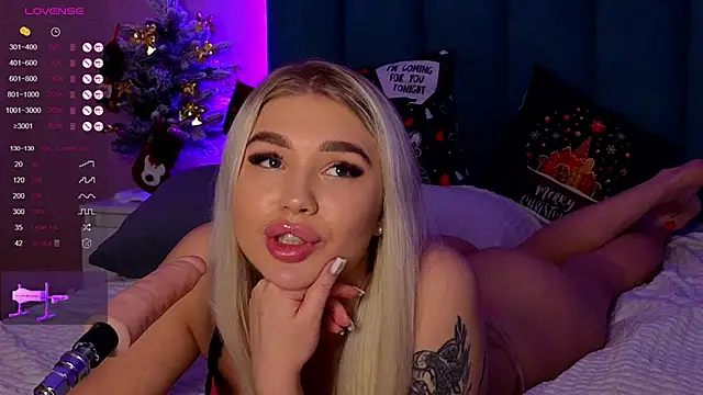 DreamPussyy online show from 28, 12, 2024