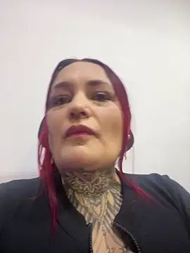 AmaraVelmet online show from 11, 9, 2025