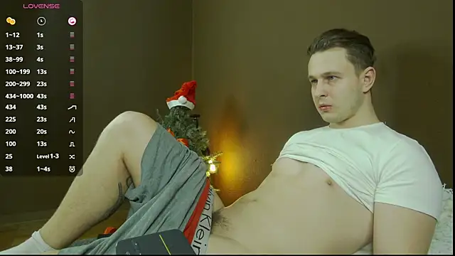 Snapshot of charlie_smiley chatting on 4, 1, 2025 charlie smiley online show from 4, 1, 2025