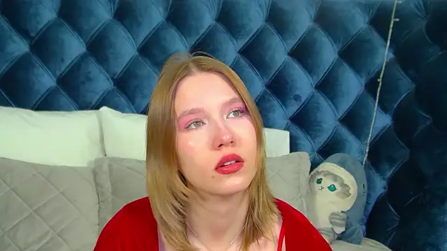 Snapshot of LiliLinn chatting on 17, 1, 2026 LiliLinn online show from 17, 1, 2026