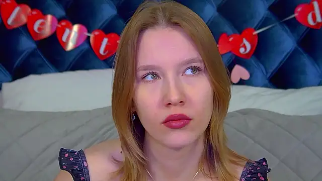 Snapshot of LiliLinn chatting on 12, 2, 2026 LiliLinn online show from 12, 2, 2026