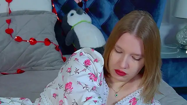 Snapshot of LiliLinn chatting on 17, 2, 2026 LiliLinn online show from 17, 2, 2026