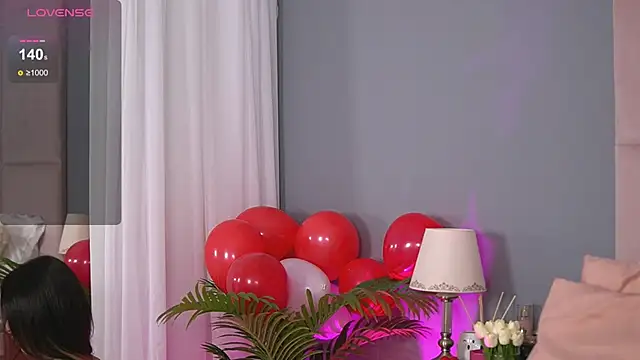 Snapshot of AlmaLuv chatting on 20, 2, 2025 AlmaLuv online show from 20, 2, 2025