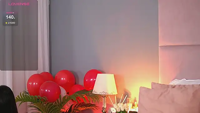 Snapshot of AlmaLuv chatting on 22, 2, 2025 AlmaLuv online show from 22, 2, 2025